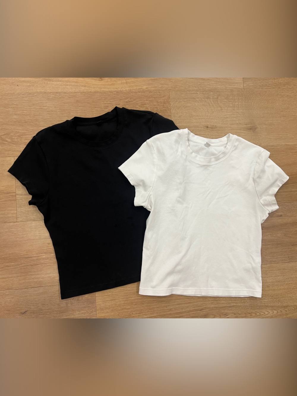 Uniqlo Short Sleeve Crewneck Tee Set - Black & White